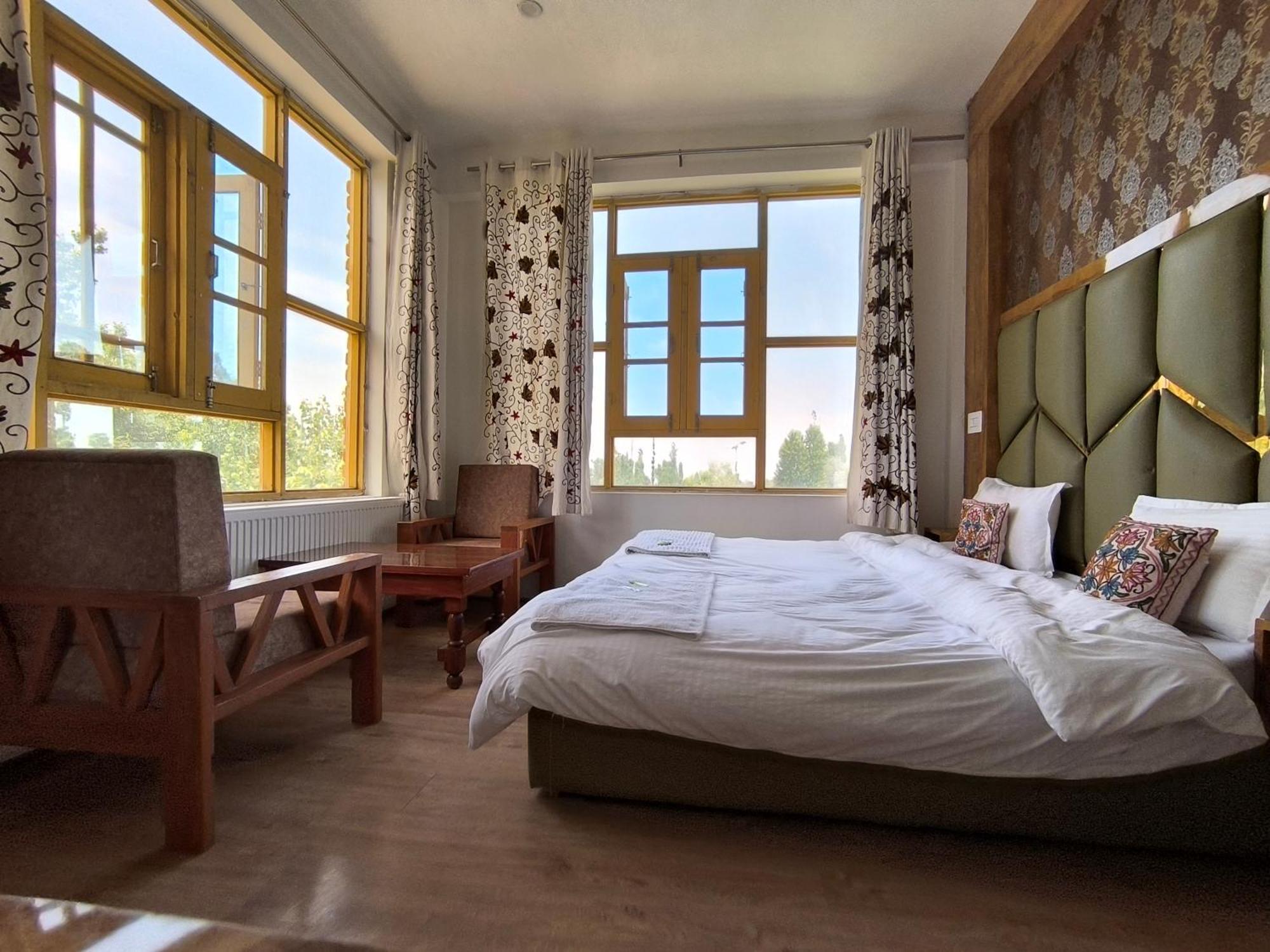 Gulmarg Gs Residency Hotel Luaran gambar