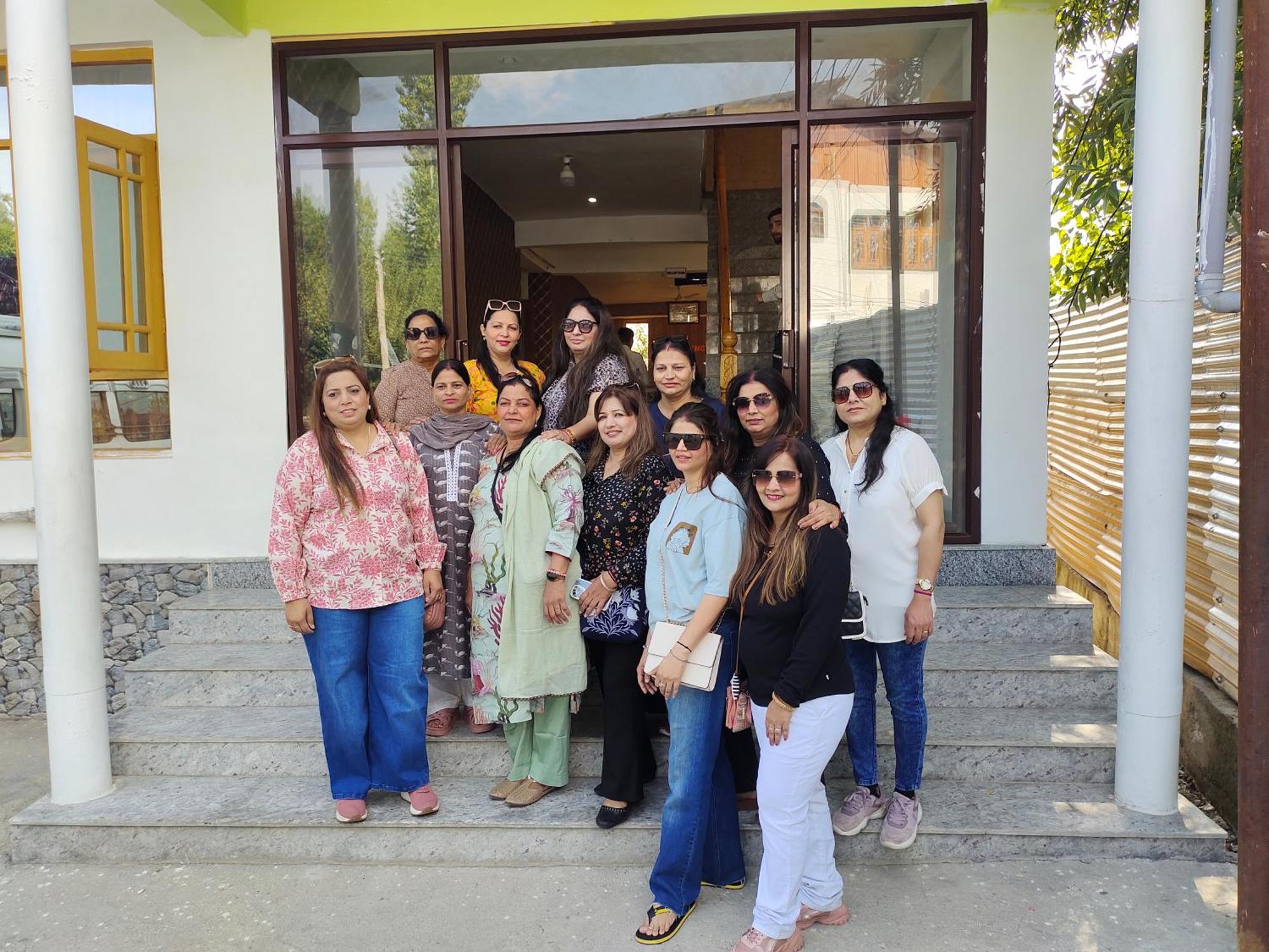 Gulmarg Gs Residency Hotel Luaran gambar